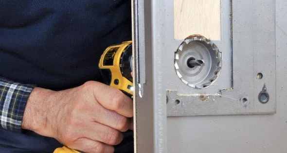 Phoenix Lock Master Phoenix, AZ 602-687-4408 - house-locksmith-near-me